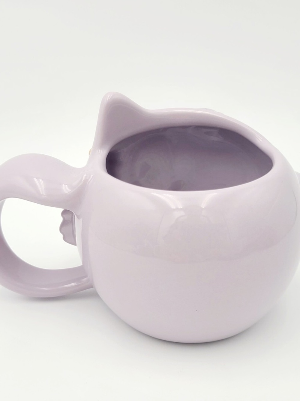 2026 Disney Park YZMA as Cat Sculptured Purple Mug The Emperor's New Groove NEW - Picture 2 of 3